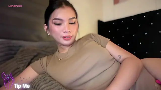 NaughtyJedGirl Pertunjukan Webcam