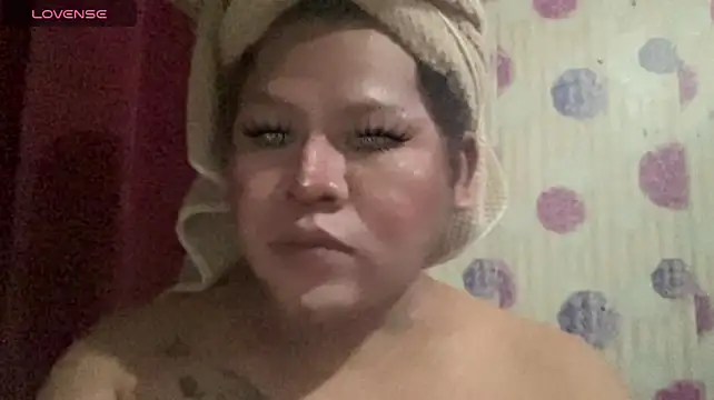 Ur_Mommyxx Pertunjukan Webcam