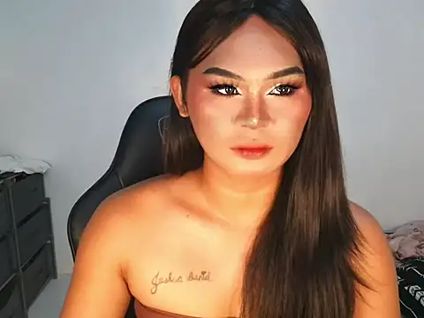your_lady_kagura Webcam Show