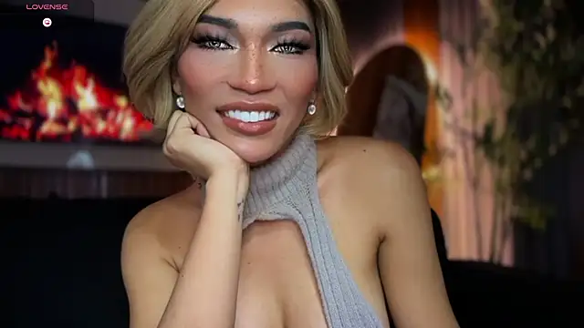 Maria_Manika webcam show