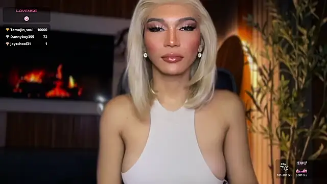 Maria_Manika Webcam Show