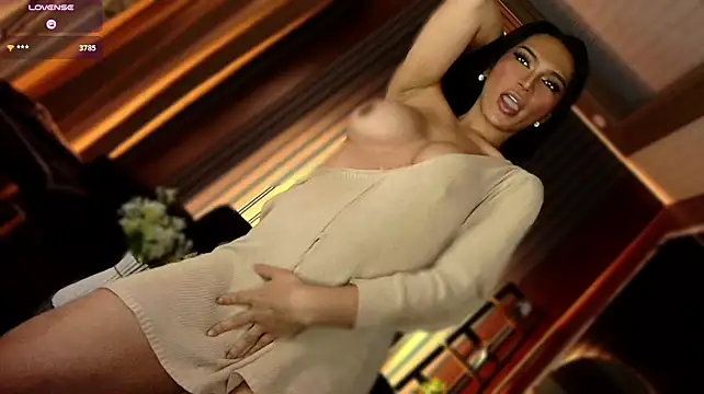 Womanofyourdesire_ Adlı Modelin Web Kamerası Şovu