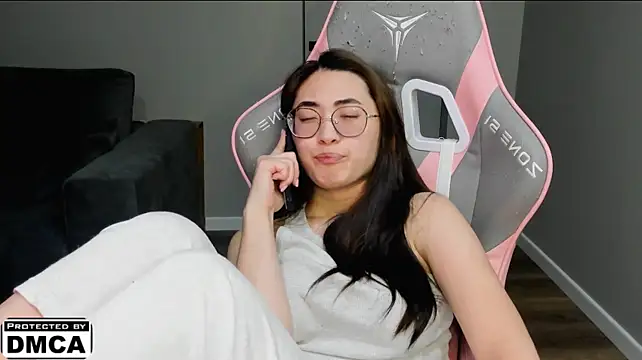 MeilideQian1 现场XXX聊天