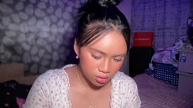 Exotic_alyssa69 Pertunjukan Webcam