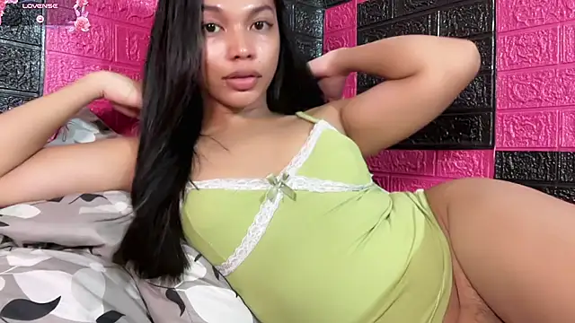 Pertunjukan Kamera Web Lovely_Daugs
