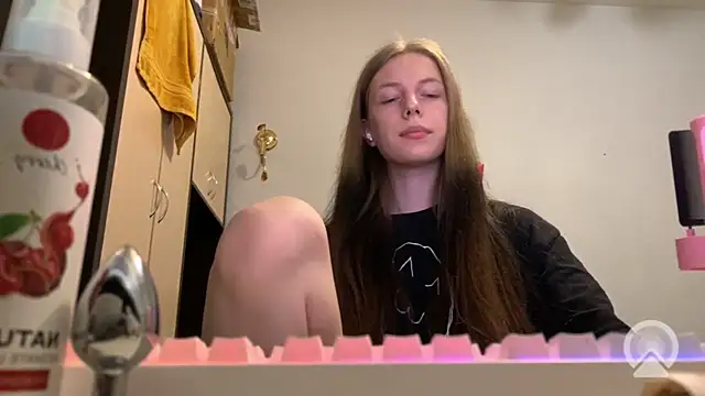 britneylovely Adlı Modelin Web Kamerası Şovu