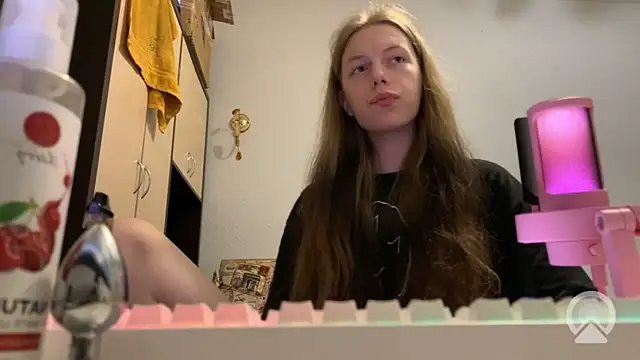 britneylovely: вебкам-шоу