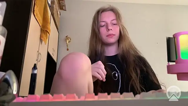 britneylovely 在線直播表演