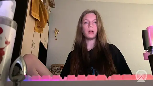 britneylovely Adlı Modelin Web Kamerası Şovu