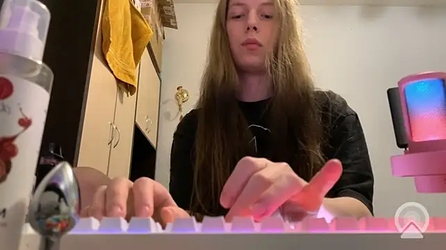 Вебкам-шоу britneylovely