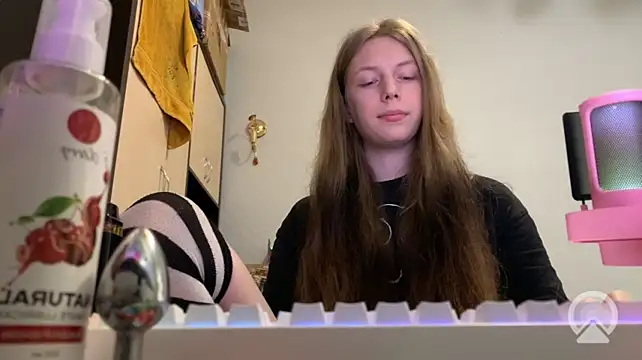 britneylovely webkamerás műsora