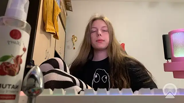 britneylovely – webcam-show