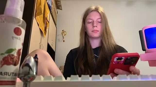 הופעת וובקאם של britneylovely