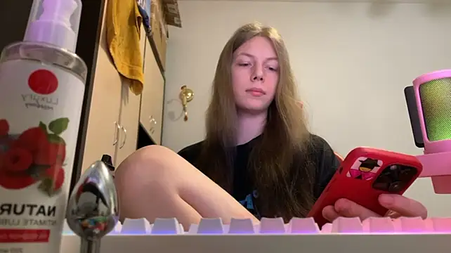 britneylovely Show in webcam