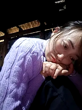 Pokazy przed kamerką – Zhan99999