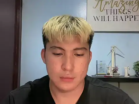 Kingdirtyfog Webcam show