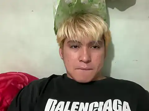 Kingdirtyfog Pertunjukan Webcam