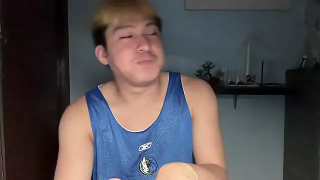 Kingdirtyfogのウェブカメラショー