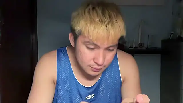 Kingdirtyfog Webcam show