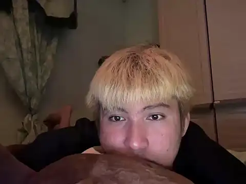 Kingdirtyfog Pertunjukan Webcam