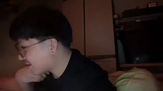 Kingdirtyfog Pertunjukan Webcam