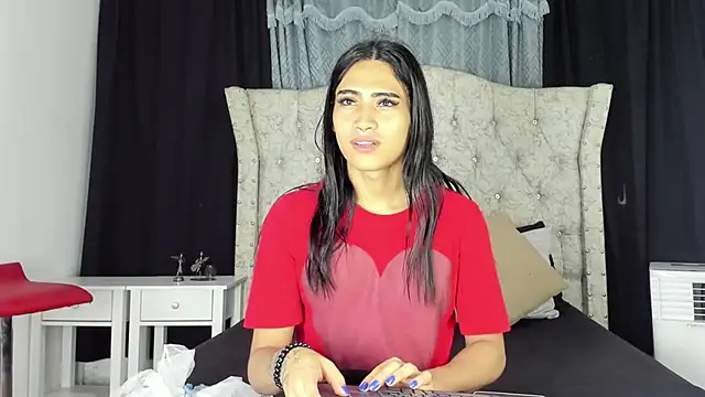 aleja_spearsx Adlı Modelin Web Kamerası Şovu