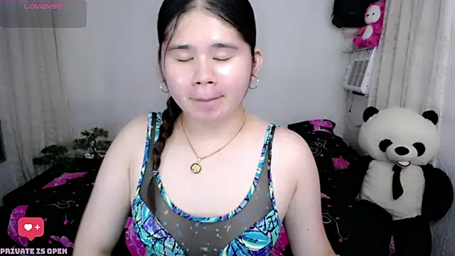 Brittany_143: вебкам-шоу