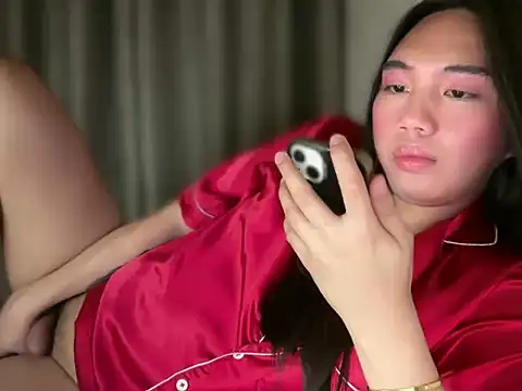 kat_mire Pertunjukan Webcam