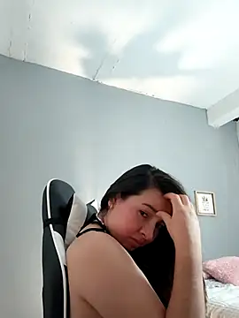 XXX chat uživo modela __Emma__11__Lecat_