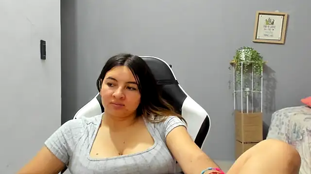 __Emma__11__Lecat_'s Live XXX Chat