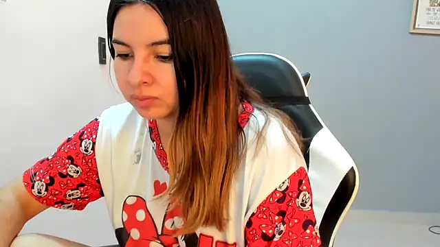 Živý XXX chat __Emma__11__Lecat_