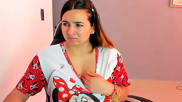 צ'אט XXX בשידור חי של __Emma__11__Lecat_