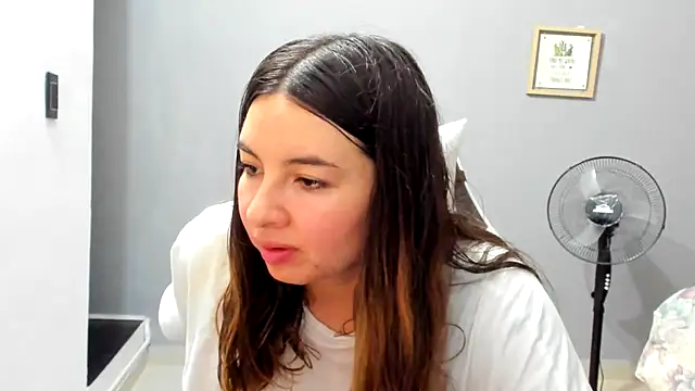 __Emma__11__Lecat_ XXX чат на живо