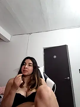 دردشة __Emma__11__Lecat_ الجنسية المباشرة