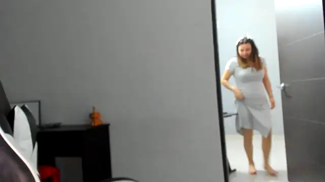 Živý XXX chat __Emma__11__Lecat_