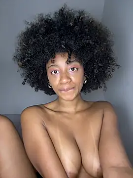 Chat XXX en directo de AliyahBrowns