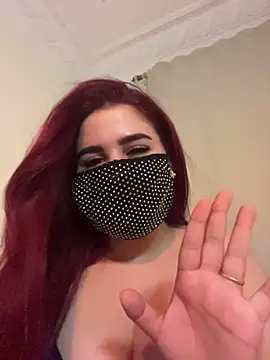 GLAMOURk Chat XXX in diretta