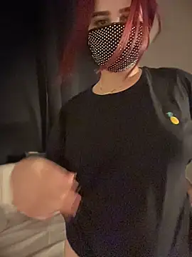 הופעת וובקאם של RED_KAMY