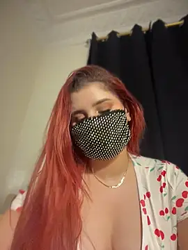 GLAMOUR-1 Adlı Modelin Canlı XXX Sohbeti
