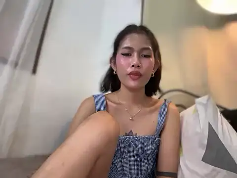 Larathegr8t Pertunjukan Webcam