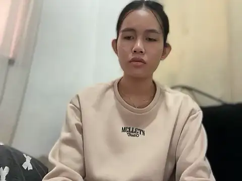 PrettylittleLara Pertunjukan Webcam