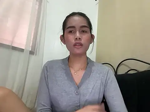 PrettylittleLara Webcam-Show