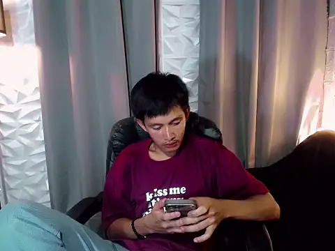 prince_elaijahn Webbikameraesitys