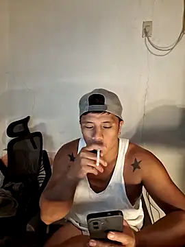 Show modela Felix_Asher na web-kameri