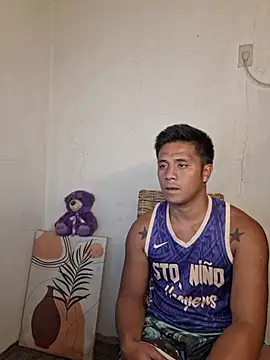 Felix_Asher Pertunjukan Webcam