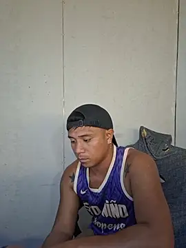 Show modela Felix_Asher na web-kameri