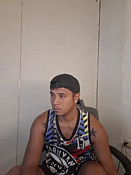 Felix_Asher Show in webcam