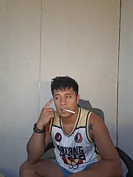 Felix_Asher Show in webcam