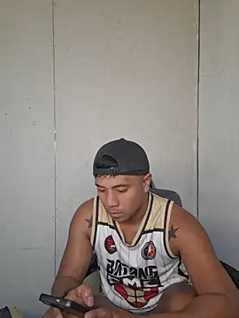 Felix_Ashern Webbikameraesitys