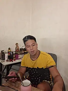 Felix_Asher Show in webcam